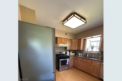 43 Cypress St, Millburn, NJ 07041 - Photo 6