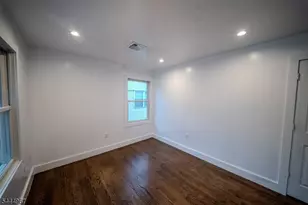 51 Greenwich Dr, Bergenfield, NJ 07621 - Photo 16