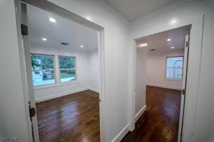 51 Greenwich Dr, Bergenfield, NJ 07621 - Photo 12