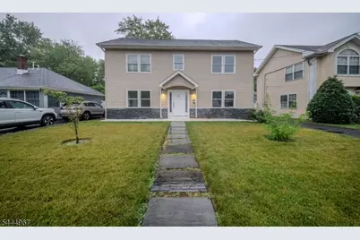 51 Greenwich Dr, Bergenfield, NJ 07621 - Photo 1