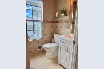 1602 Appleton Way, Hanover Township, NJ 07981 - Photo 18