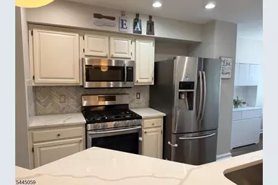 1602 Appleton Way, Hanover Township, NJ 07981 - Photo 4