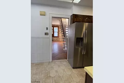 204 Columbia Ave, Irvington, NJ 07111 - Photo 16