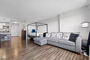 285 Aycrigg Ave, Passaic, NJ 07055 - Photo 14