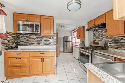 971 Grove St, Irvington, NJ 07111 - Photo 4