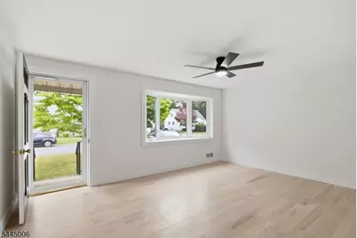 421 1st St, Middlesex, NJ 08846 - Photo 2