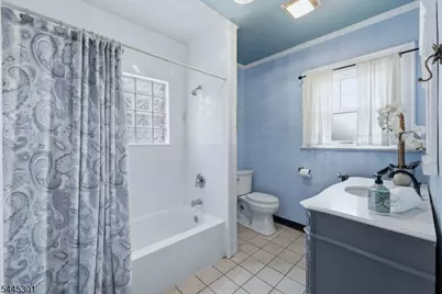 56 Essex Ave, Maplewood, NJ 07040 - Photo 16