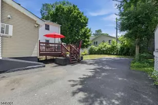 56 Essex Ave, Maplewood, NJ 07040 - Photo 14