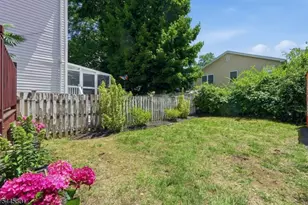 56 Essex Ave, Maplewood, NJ 07040 - Photo 22
