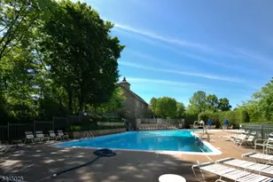 1047 Cambridge Ct, Mahwah, NJ 07430 - Photo 24