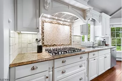 881 Village Green, Westfield, NJ 07090 - Photo 14