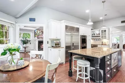 881 Village Green, Westfield, NJ 07090 - Photo 16