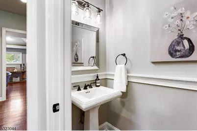 881 Village Green, Westfield, NJ 07090 - Photo 18