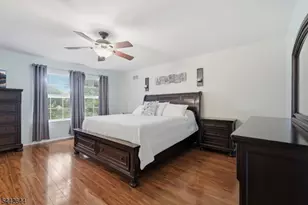 138 Sunnyvale Ct, Franklin Township, NJ 08873 - Photo 12