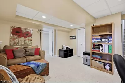 138 Sunnyvale Ct, Franklin Township, NJ 08873 - Photo 20