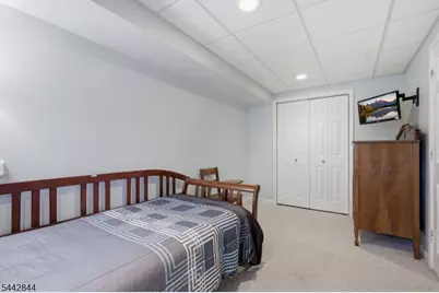 138 Sunnyvale Ct, Franklin Township, NJ 08873 - Photo 22