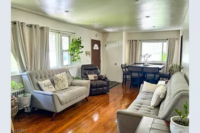 716 Lincoln St, Linden, NJ 07036 - Photo 2