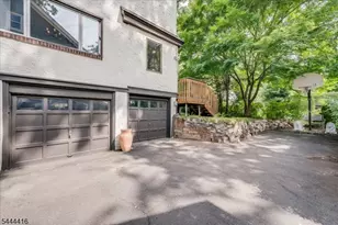 43 Pine St, Millburn, NJ 07041 - Photo 44