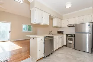 1 Red Lodge Dr, Vernon, NJ 07462 - Photo 6