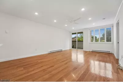1 Euclid Ave #2E, Summit, NJ 07901 - Photo 6