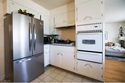 118 Diamond Bridge Ave #1, Hawthorne, NJ 07506 - Photo 6
