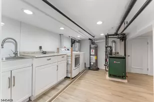 32 Arlington Blvd, North Arlington, NJ 07031 - Photo 18