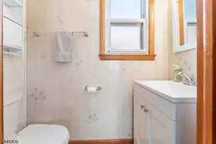 32 Arlington Blvd, North Arlington, NJ 07031 - Photo 12
