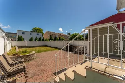 32 Arlington Blvd, North Arlington, NJ 07031 - Photo 22