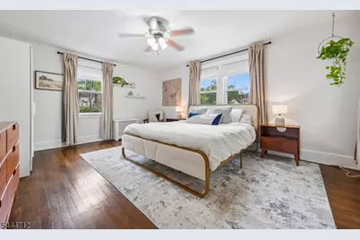15 Westminster Ter, West Orange Township, NJ 07052 - Photo 18
