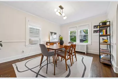 15 Westminster Ter, West Orange Township, NJ 07052 - Photo 10