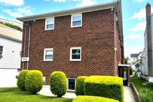 40 Stuyvesant Ave, Lyndhurst Township, NJ 07071 - Photo 2