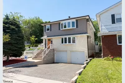 15 Wallace St #2, Belleville, NJ 07109 - Photo 2