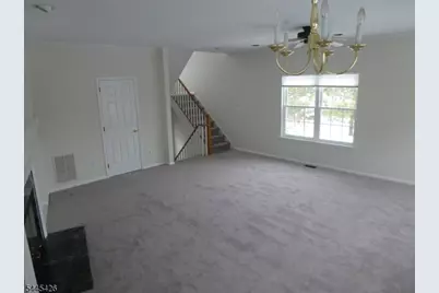 1901 Tanglewood Pl, Hanover Township, NJ 07981 - Photo 4