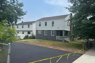 351 Ogden St, Orange, NJ 07050 - Photo 14