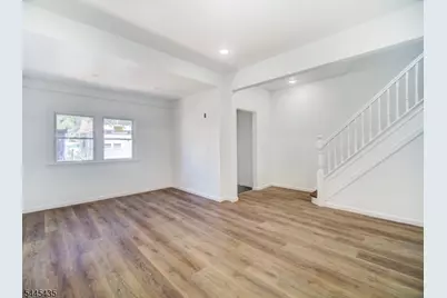94 Washington Ave, Irvington, NJ 07111 - Photo 6