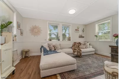 127 W Cliff St, Somerville, NJ 08876 - Photo 6