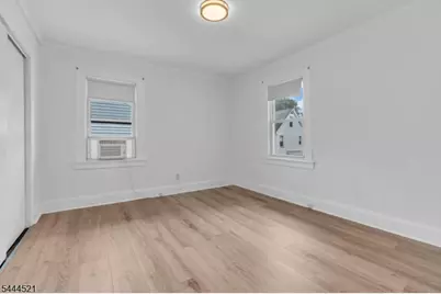 404 Elm St, Cranford Township, NJ 07016 - Photo 10