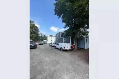 573 Valley St, Orange, NJ 07050 - Photo 4
