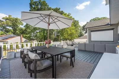 311 Martin Rd, Union Township, NJ 07083 - Photo 32