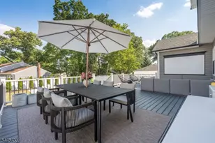 311 Martin Rd, Union Township, NJ 07083 - Photo 32