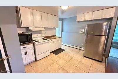 35 Lakeview Rd, Ringwood, NJ 07456 - Photo 10