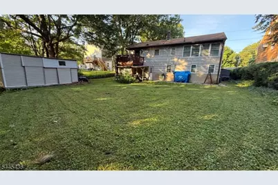 35 Lakeview Rd, Ringwood, NJ 07456 - Photo 14