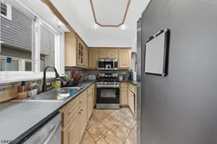22 Norwood St, Haledon, NJ 07508 - Photo 8