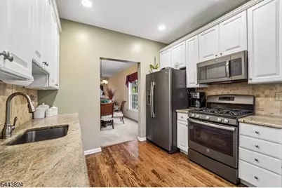 301 Cambridge Dr, Butler, NJ 07405 - Photo 6