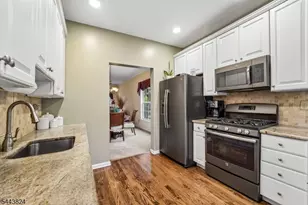 301 Cambridge Dr, Butler, NJ 07405 - Photo 6