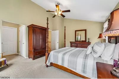 301 Cambridge Dr, Butler, NJ 07405 - Photo 20