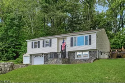 3 S Hillside Dr, Mount Olive, NJ 07828 - Photo 1