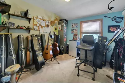 3 S Hillside Dr, Mount Olive, NJ 07828 - Photo 10