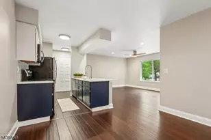 74 Marlowe Ct, Franklin Township, NJ 08873 - Photo 6