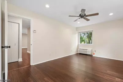 74 Marlowe Ct, Franklin Township, NJ 08873 - Photo 18
